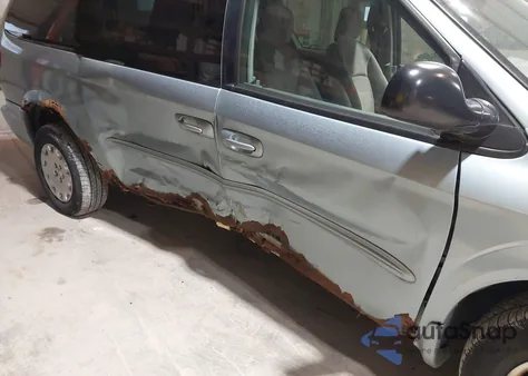 2003 Chrysler Town & Country Lx из США, поврежденный, VIN 2C4GP44323R329511